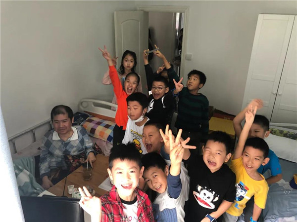 病床上的神奇围棋老师：心中有棋，人生便有了风景