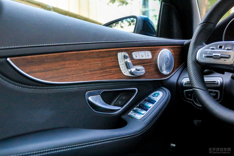 奔驰glc300l动感型第一视角,实拍了解2020款奔驰glc300