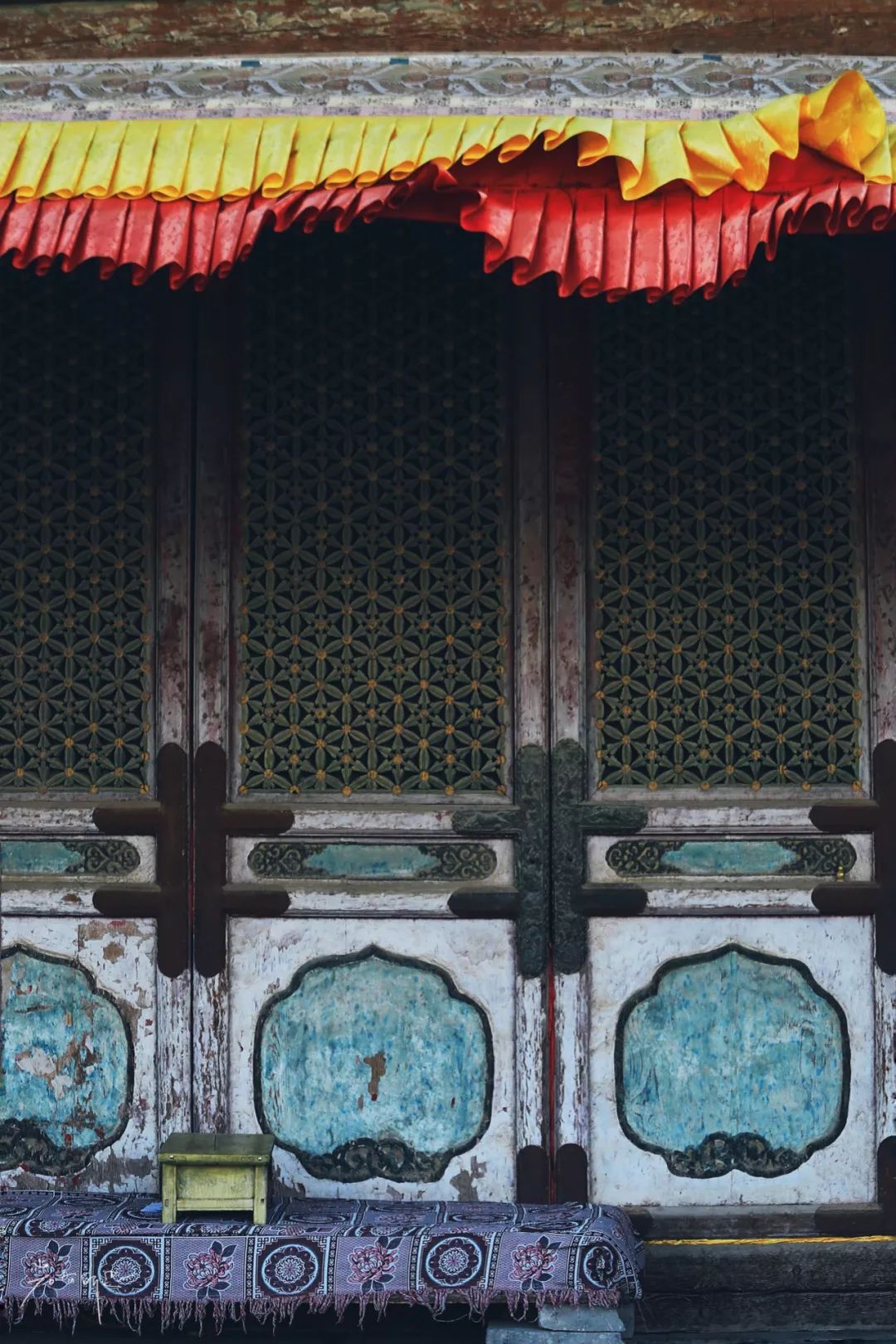 藏在深山里的故宫,青海最古老的藏传寺院