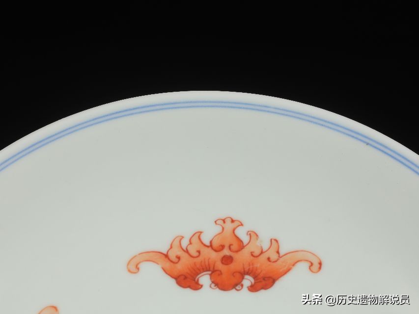 清代官窑单色釉瓷器珍品图片,馆藏乾隆粉彩缠枝花卉