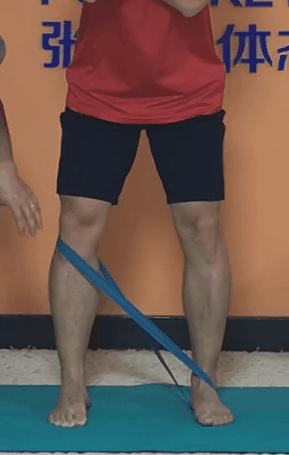 大腿内旋走路矫正,体态矫正走路
