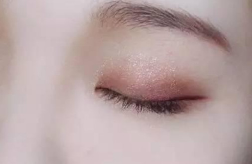 张雨绮妆容画法,张雨绮的精致妆容