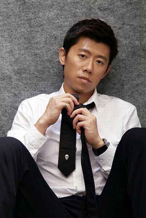 影帝夏雨现状,43岁影帝夏雨近照