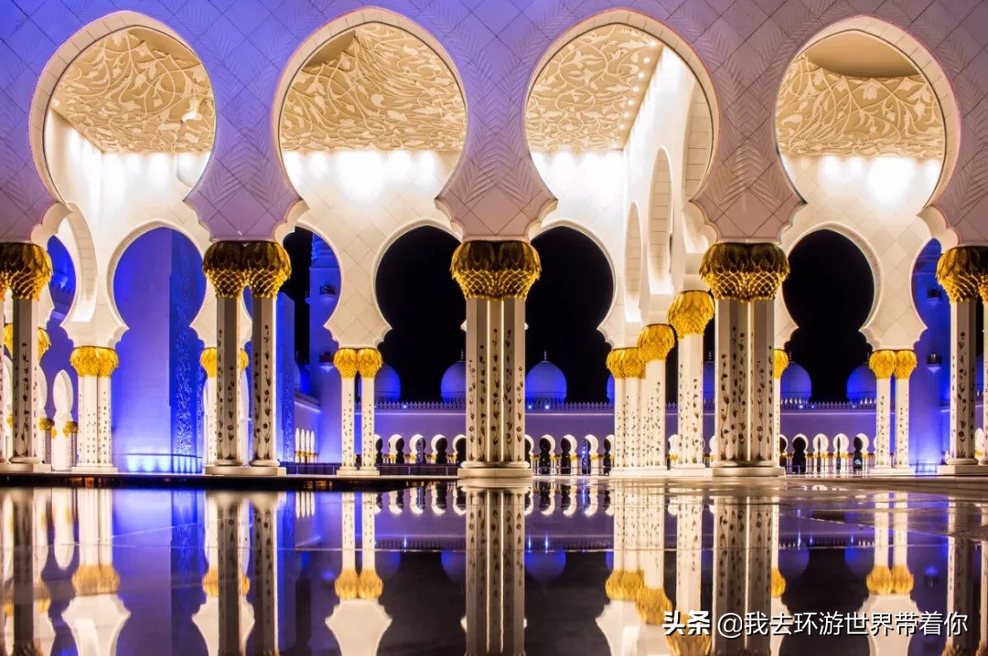 霸气的外貌下有个温柔的内心,霸气的背后隐藏着温柔和可爱