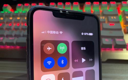 现在的iphonexse值不值得入手,2018年的iphonexs还可以用多久