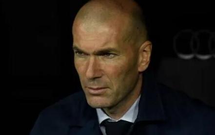 皇马教练齐达内天下足球,皇马天选之子