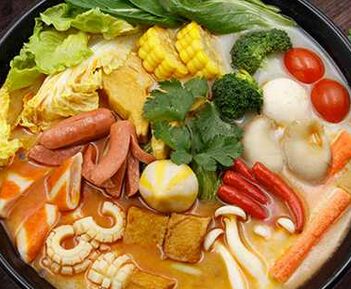 西安小伙卖小吃七天卖了上万元,西安卖炒面的小伙