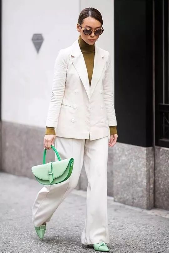 12月份小ck最新款包,小ck包怎么样值得买吗