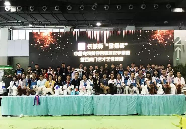 美容行业一个月能赚10000吗,美容师月薪上万是真的吗