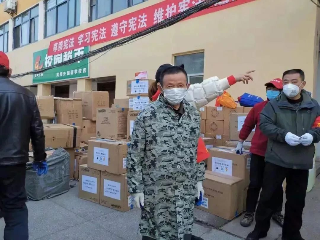 记住这50张面孔，不仅仅因为感动……