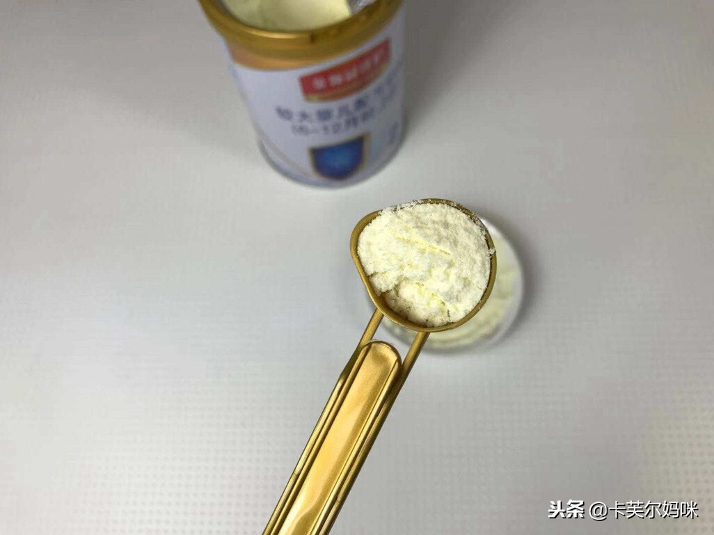 伊利金领冠珍护2段奶粉测评，你会为宝宝选择国产奶粉吗？