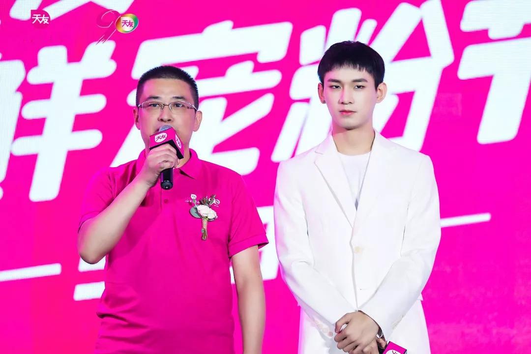 天友娟姗有机鲜牛奶,天友淳原娟珊有机牛奶测评