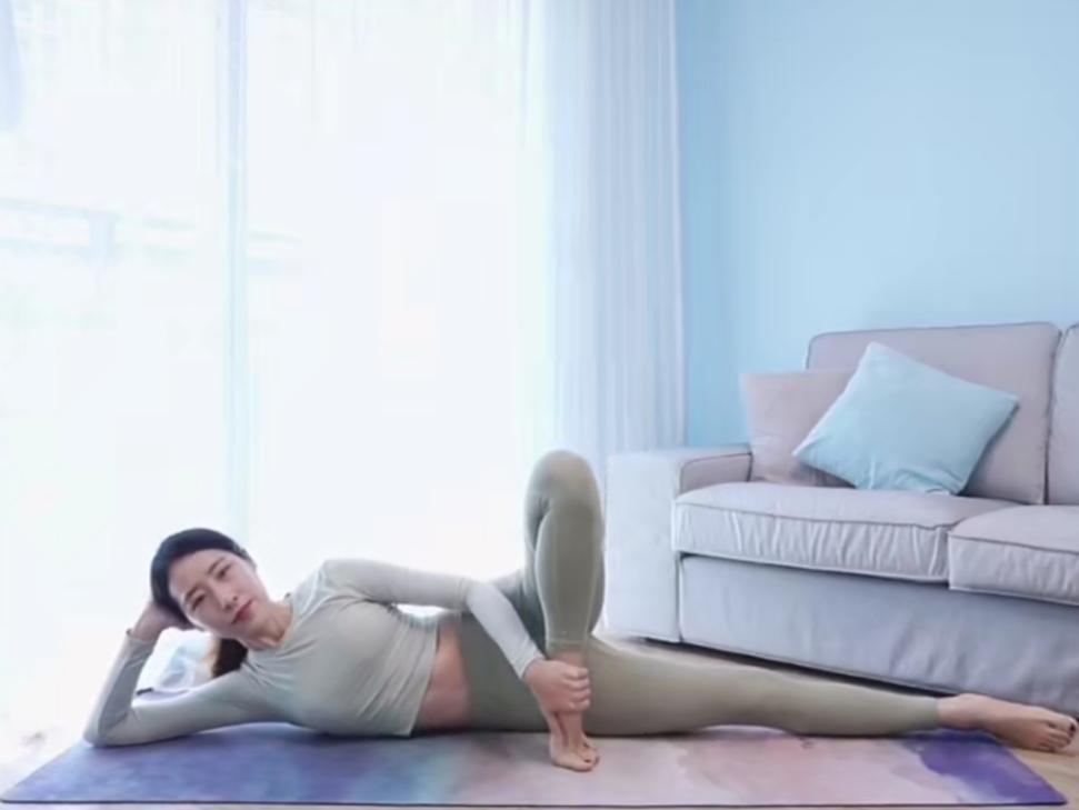 95后韩国普拉提教练,韩国ins普拉提教练