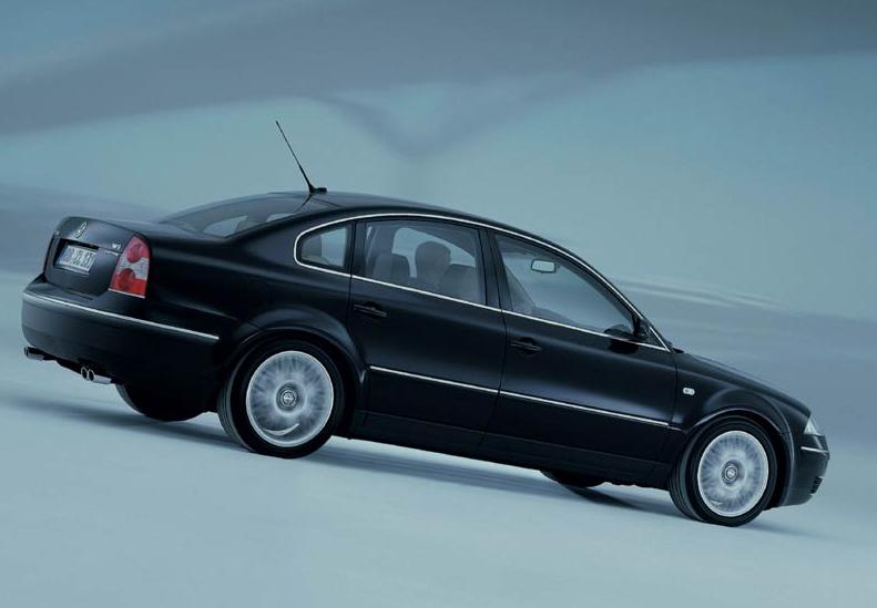 老款帕萨特b5是上海大众嘛,大众帕萨特老款b5