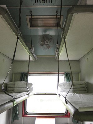 火车硬卧都有什么,火车硬卧小段子