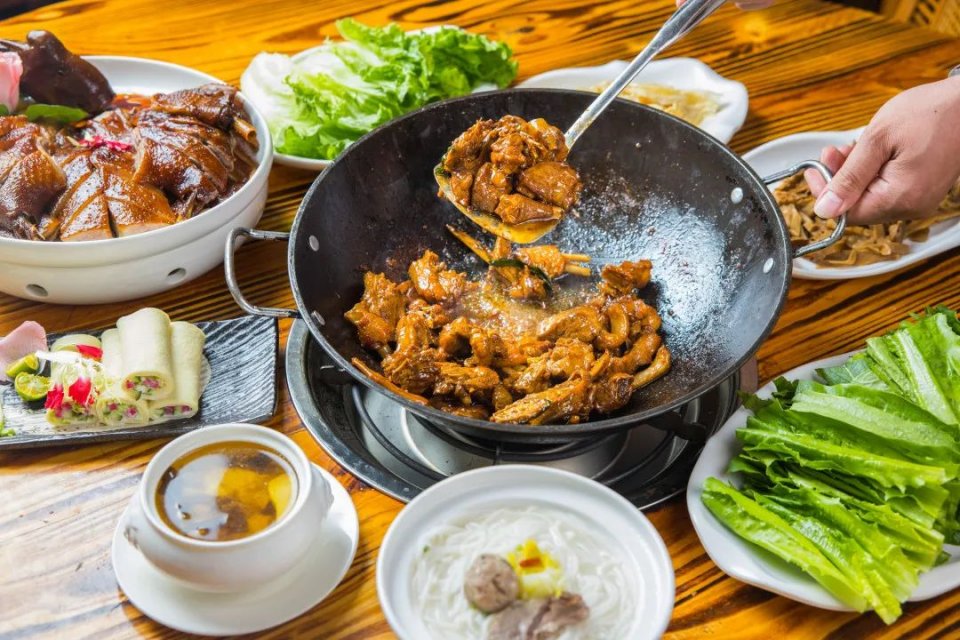 红足15年的食鹅名店，仅凭一只鹅，获奖无数