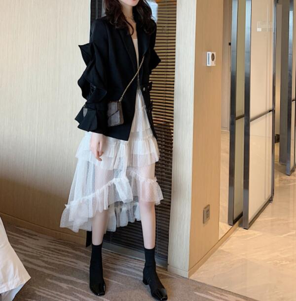 小西装怎样搭配好看,小西装怎么搭配好看