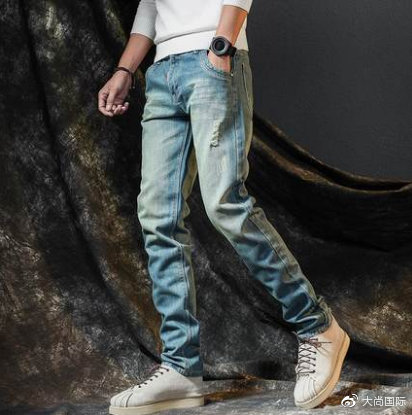 想要牛仔裤变深蓝色应该怎么办,牛仔裤怎么不掉色最有效的方法