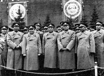 “布衣元帅”*向前徐**,年轻时曾加入国民*党**,有一件事令他抱憾终身