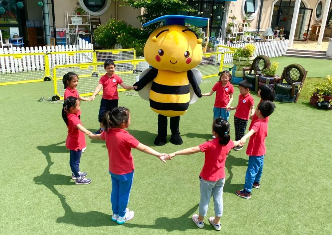 萌娃复学！上海幼儿园开学啦！大型“网友见面”现场也太有爱了吧