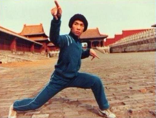 李连杰甄子丹年龄对比,李连杰与甄子丹的历史