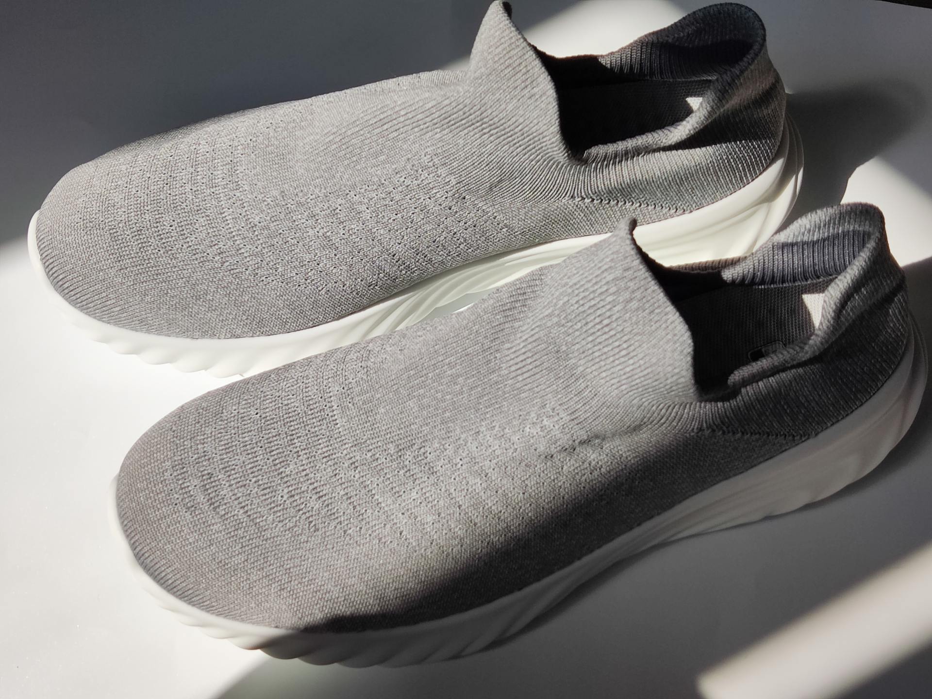 小米有品上新：耐穿好穿的基础款休闲鞋