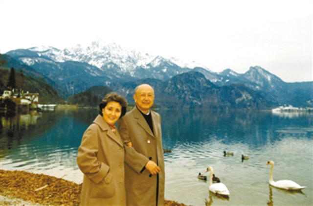 钱学森的妻子蒋英和谁好,钱学森与夫人蒋英相识相知