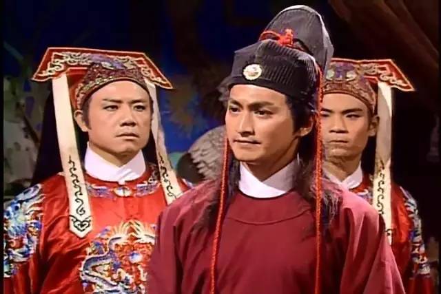 武侠小说里的大侠哪里来的钱,武侠中的大侠靠什么挣钱生活