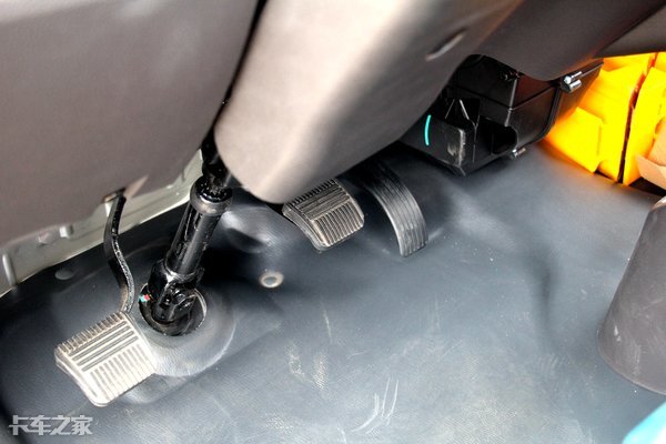 云内2.5的排量能拉多重,云内2.0柴油发动机轻卡有哪些