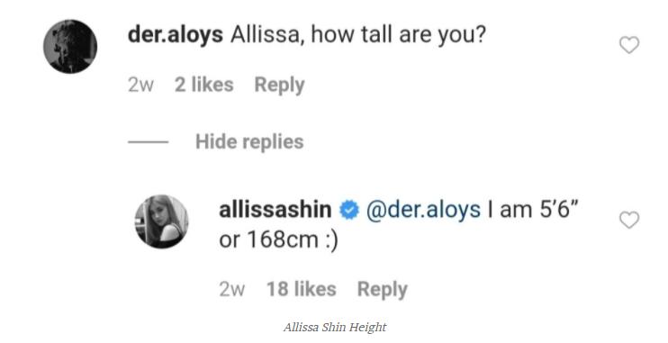 lisa和rosie秀恩爱,lisa与rosa在直播间接吻