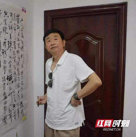 四十余年笔耕不辍，益阳这位“业余”画家用他自己的方式爱着这片故土