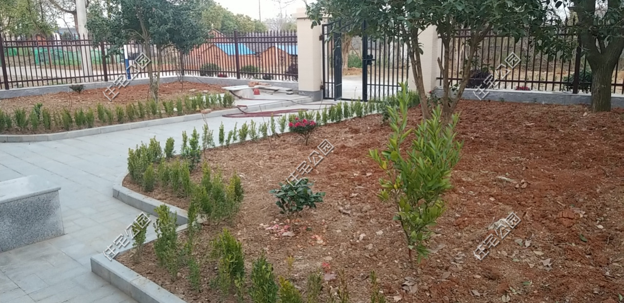 安徽老哥30万建房，钢结构屋顶铺XPS板，室内冬暖夏凉你见过吗？