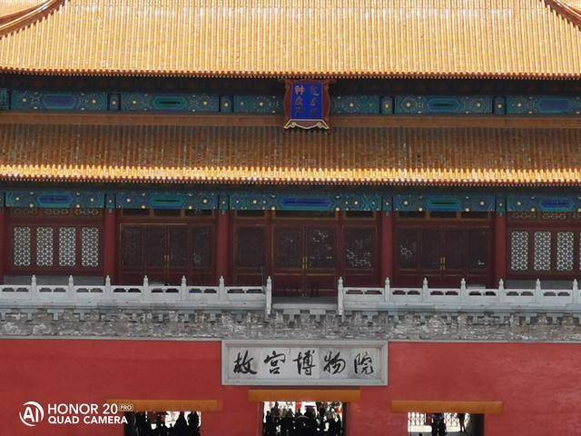 荣耀20pro三倍光学变焦怎么用,荣耀20pro的光学变焦是如何实现的