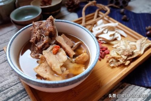 孕期长痘可以用的皮肤药,怀孕皮肤长斑长痘用什么护肤品