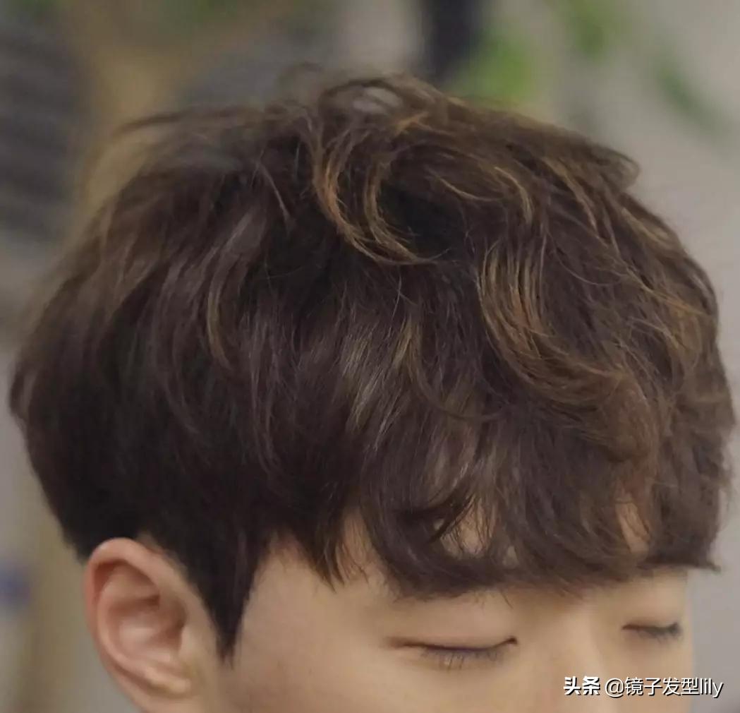 男士烫发图片纹理烫2020,今年发型最流行的男士烫发