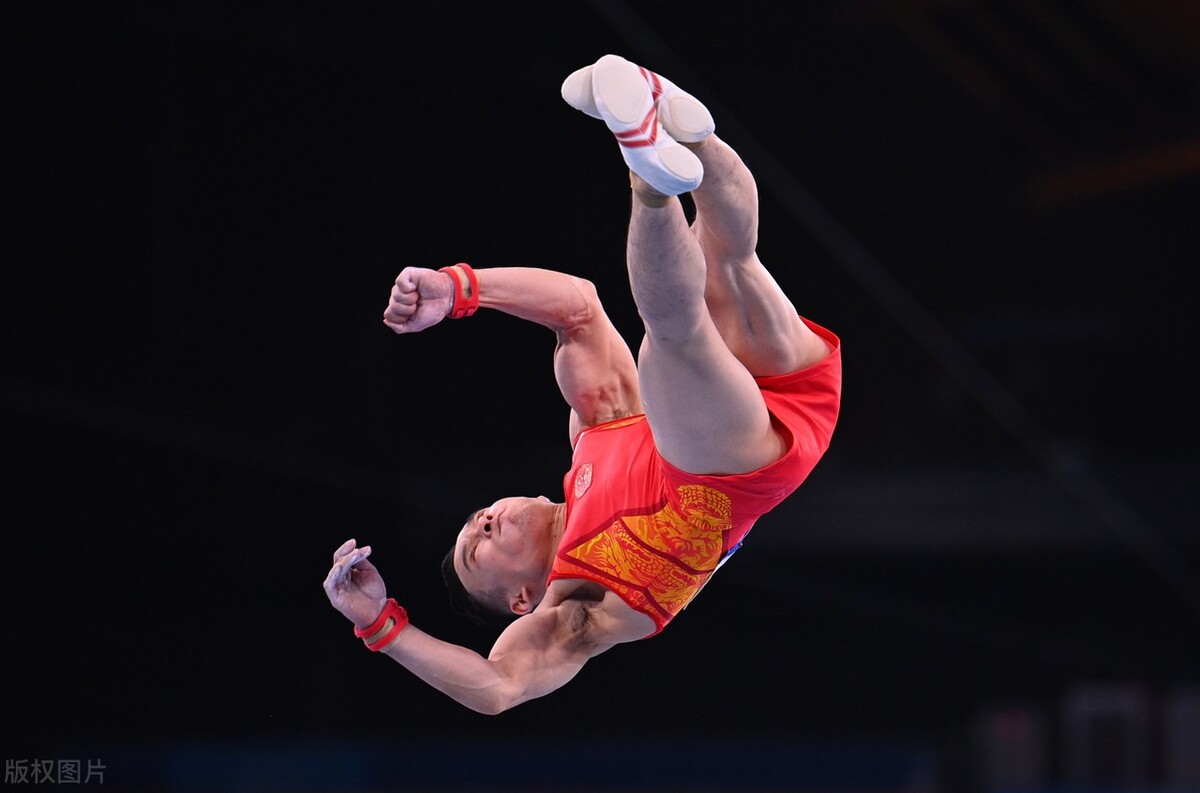 肖若腾领奖台,肖若腾世锦赛自由体操