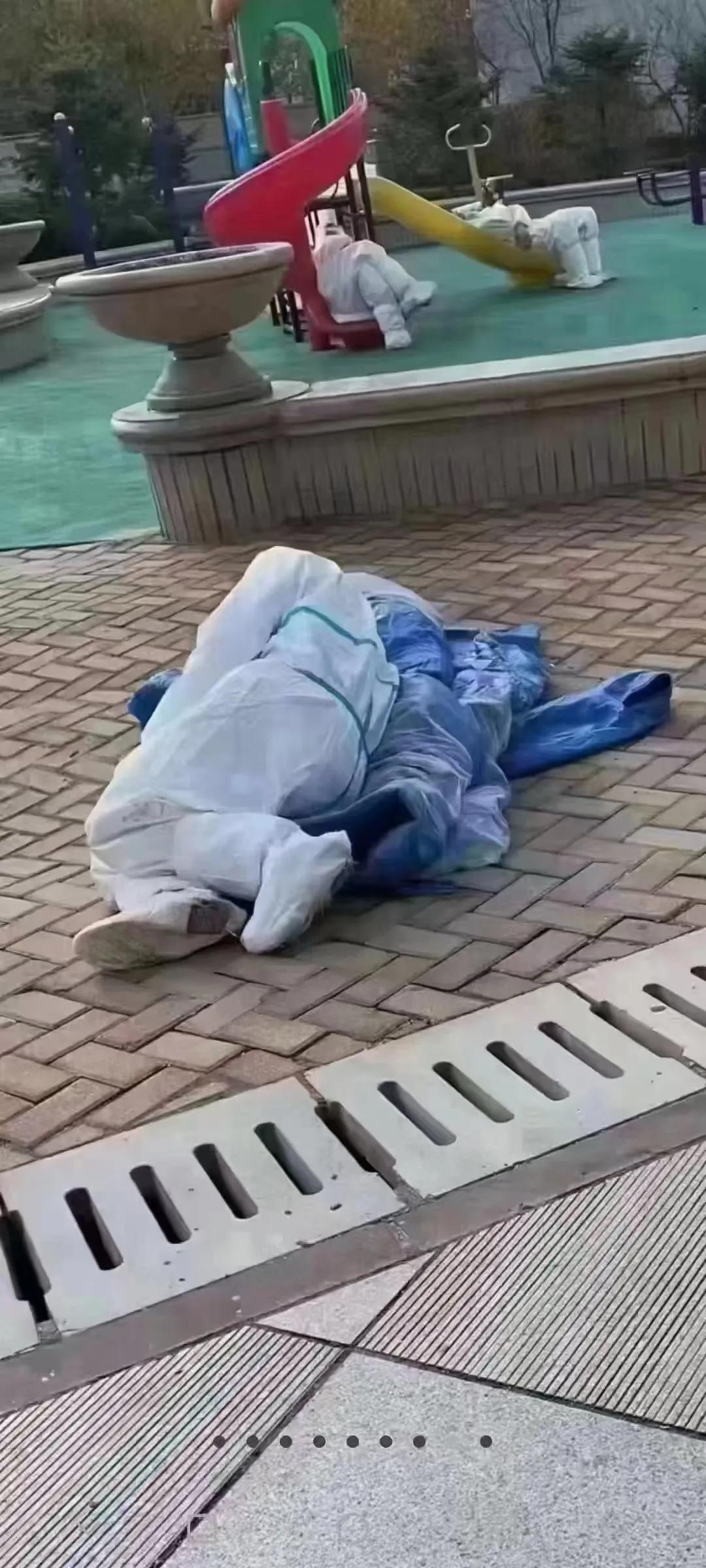 疫情中的你我他海报,疫情中的你我他演讲稿