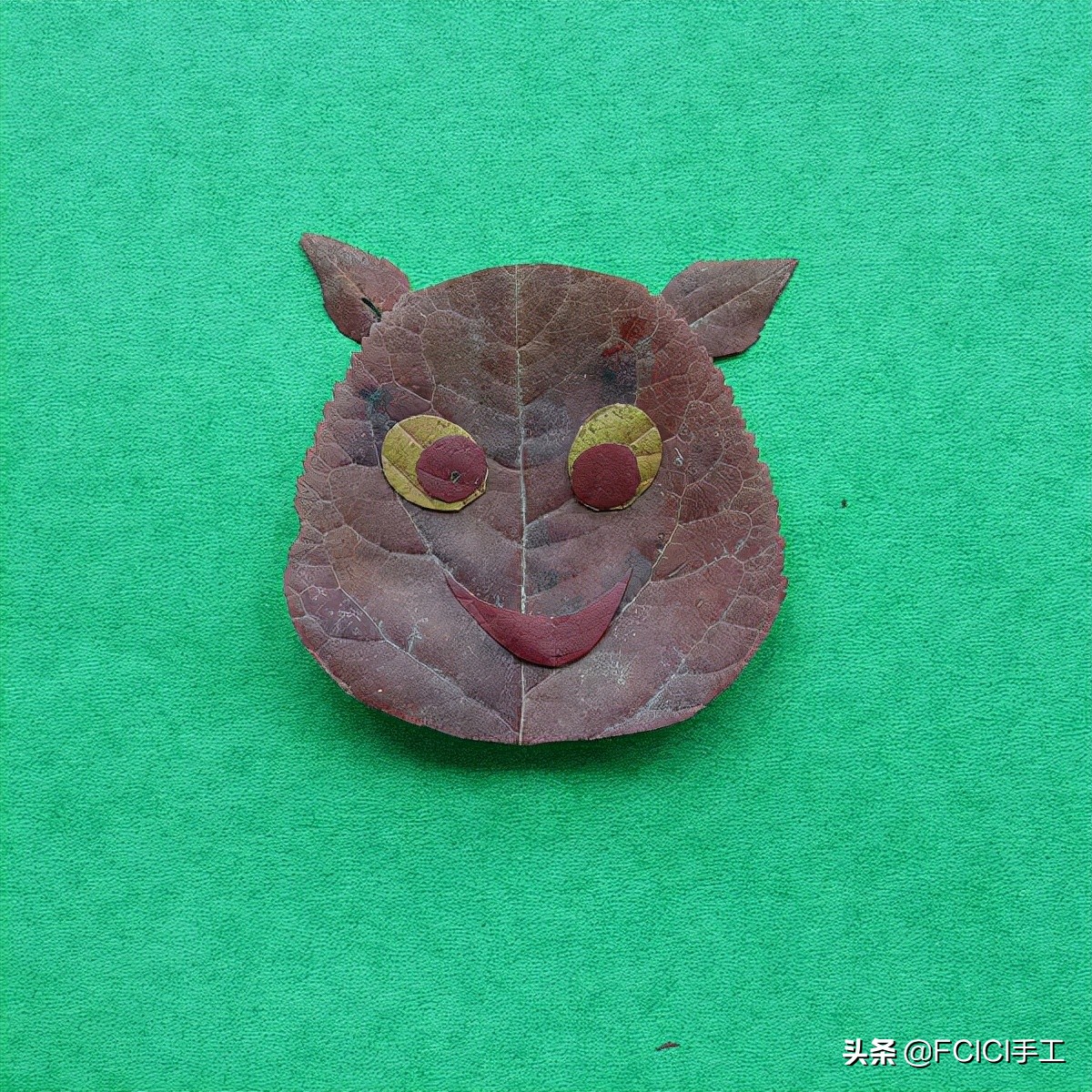 秋天落叶拼成的动物,树叶创意手工动物