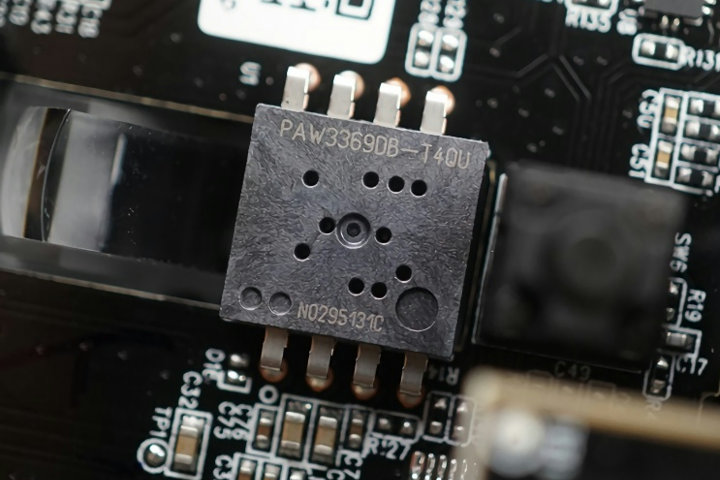 雷蛇鼠标那伽梵蛇重量多少,雷蛇那伽梵蛇进化版更换鼠标微动