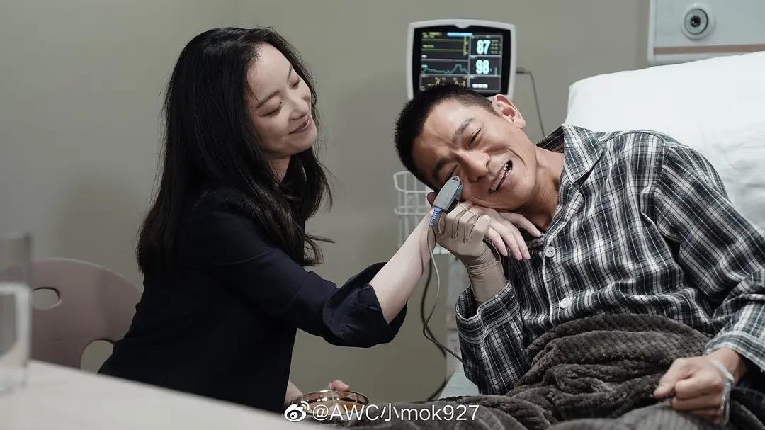 刘德华假肢视频完整版,刘德华假肢表演