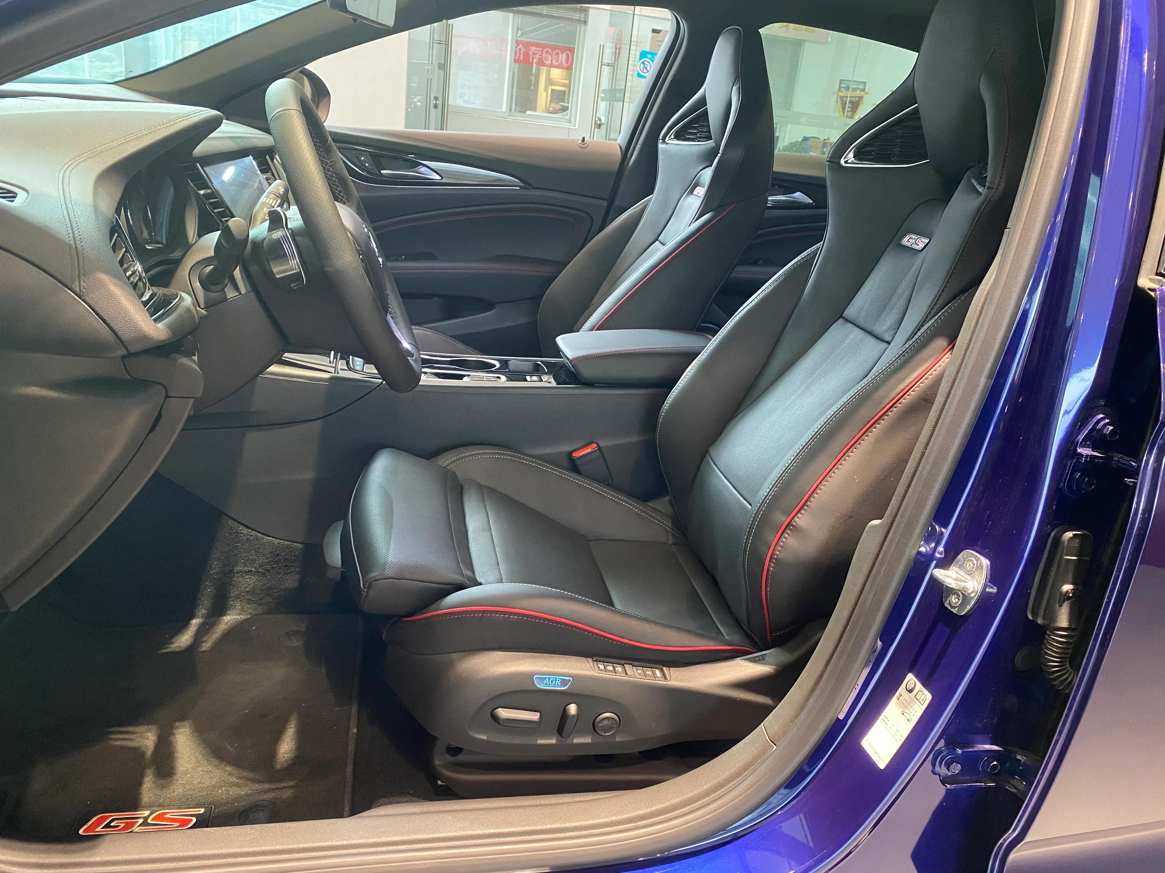 君威gs超级运动版,运动标杆车