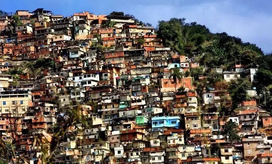 房地产的本质是财富掠夺的工具吗,房地产的四大财富