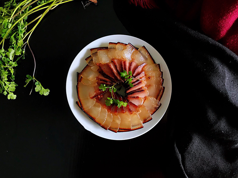 炒腊肉好吃的做法,炒腊肉好吃的方法