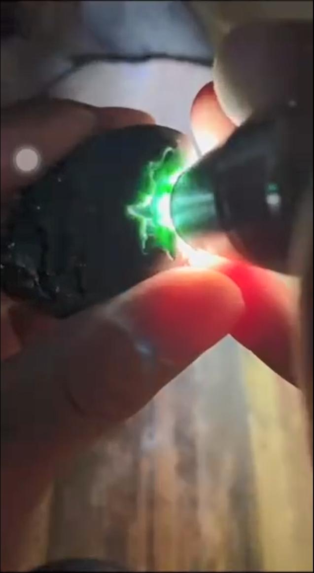 缅甸直播间购买翡翠不给退款,买缅甸翡翠原石违法吗