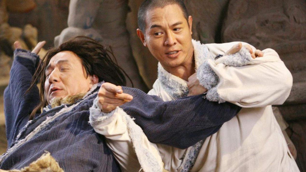 拳王周比利和吴京,太极宗师周比利踢飞吴京视频