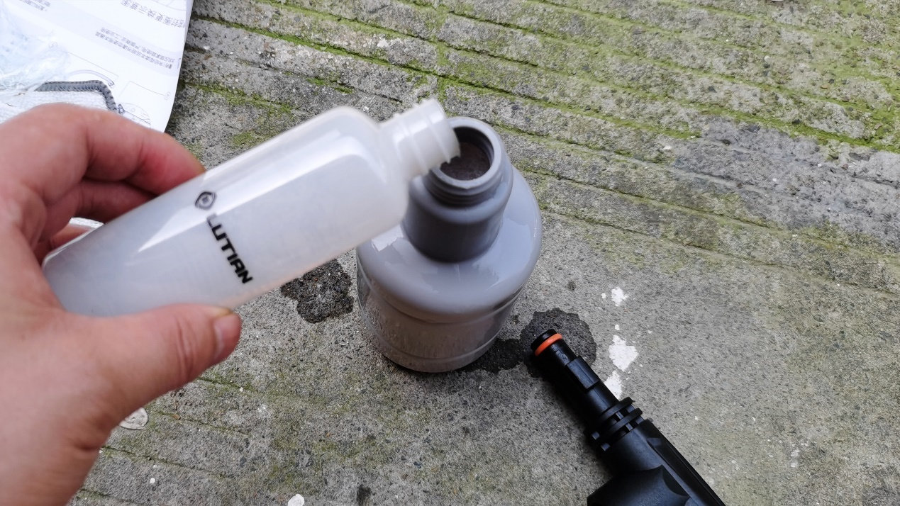 绿田洗车机入门,绿田家用洗车机测评