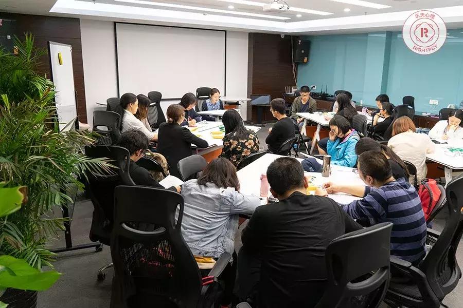 团体心理辅导活动方案之情绪管理,团体心理辅导活动体验与实施课程