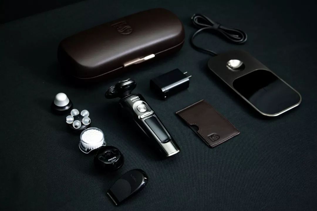 荷兰进口飞利浦剃须刀s9000价格,飞利浦S9000舒仕系列电动剃须刀