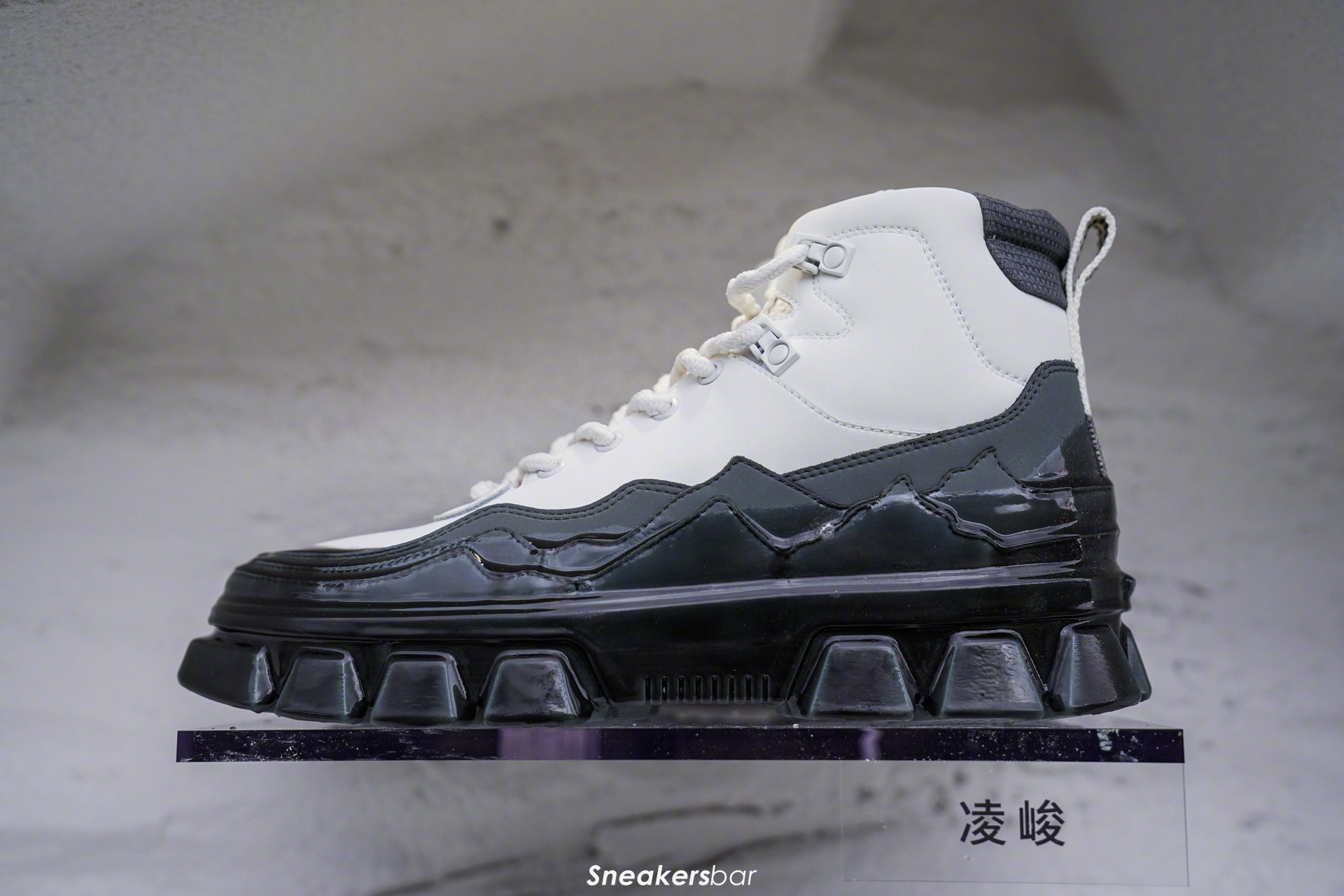 李宁鞋子时装周秀款,李宁走秀款鞋女鞋板鞋