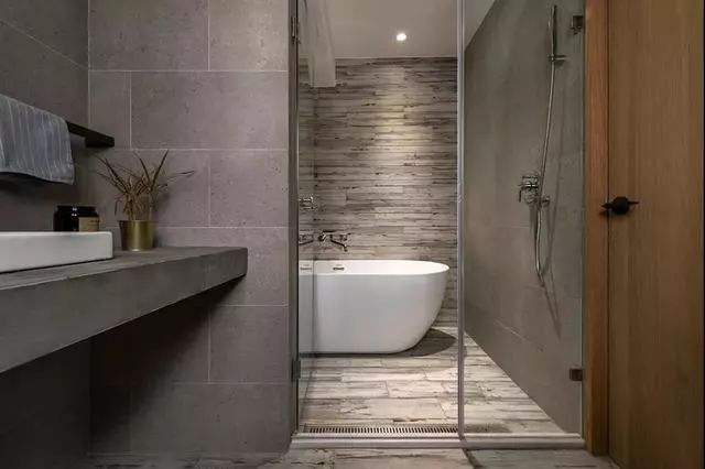 家里有浴缸的好处,浴缸有必要装在家里吗